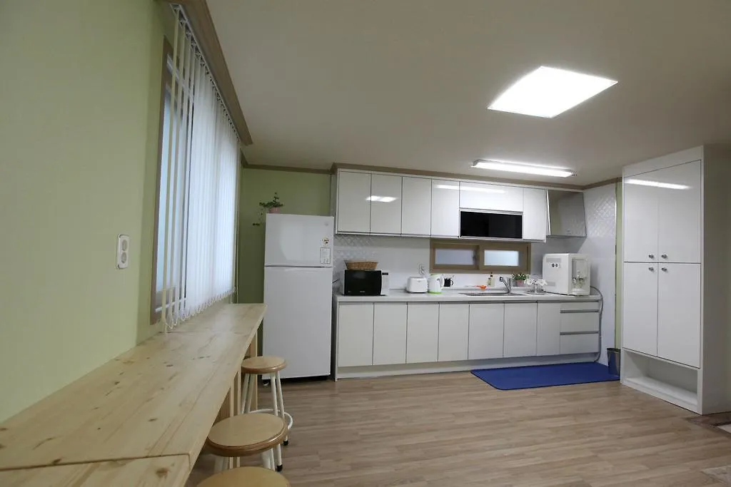 Seoul Station Ss Guesthouse Guest house